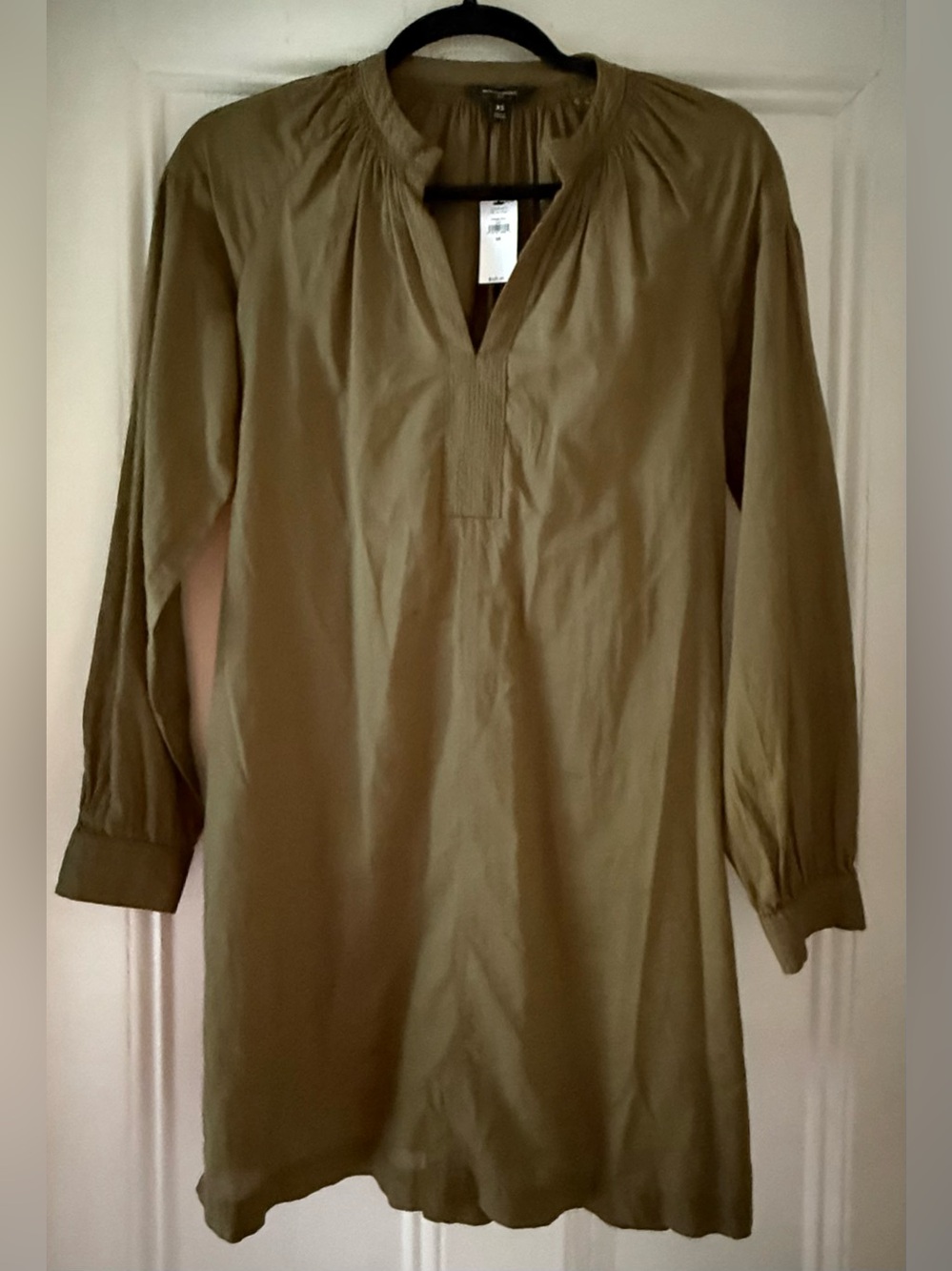 Banana Republic Olive Green Long-Sleeve tunic dress